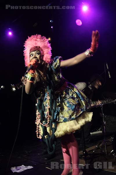 EBONY BONES - 2007-04-26 - PARIS - La Maroquinerie - 